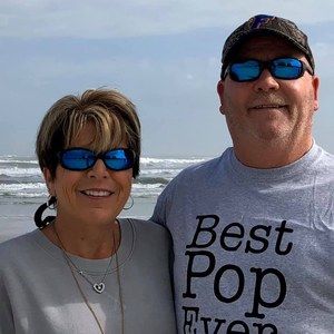 Meet your Posher, Chris-dee